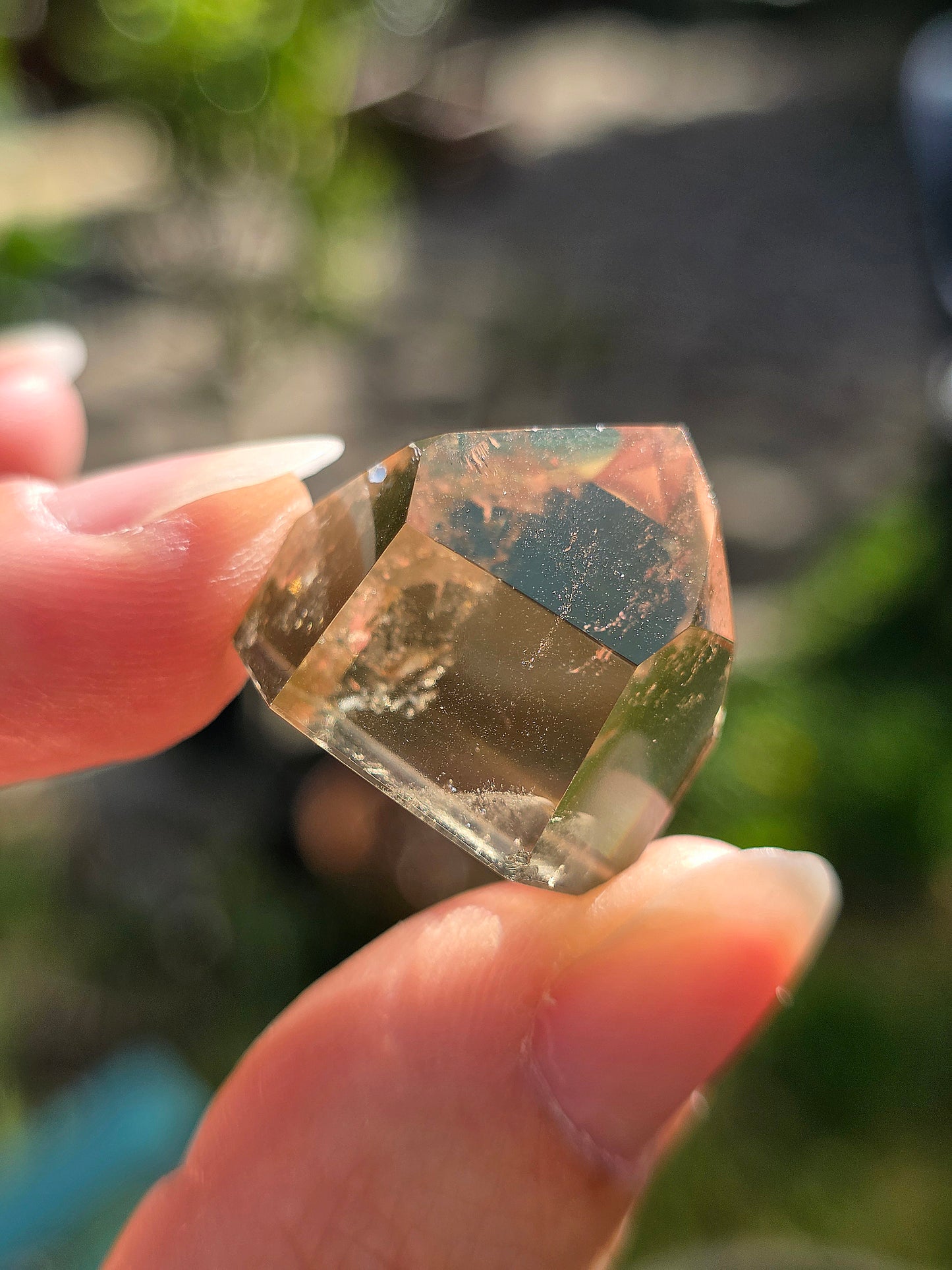 petite pointe de Citrine naturelle du Brésil