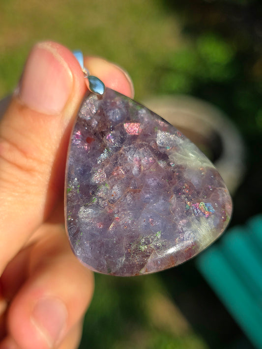 Magnifique pendentif en Iolite