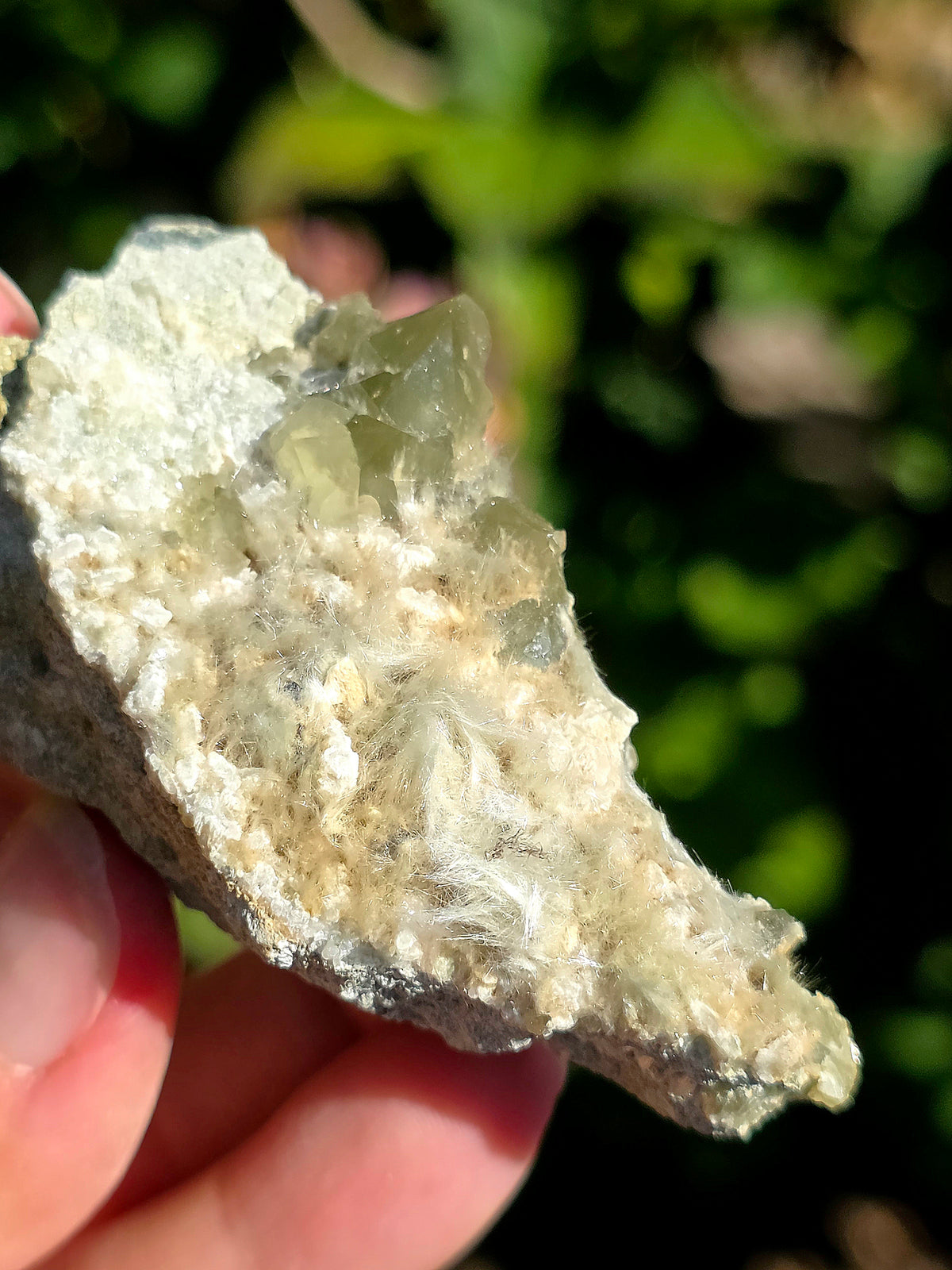Quartz vert et Asbeste (Bissolyte) d'Arrens