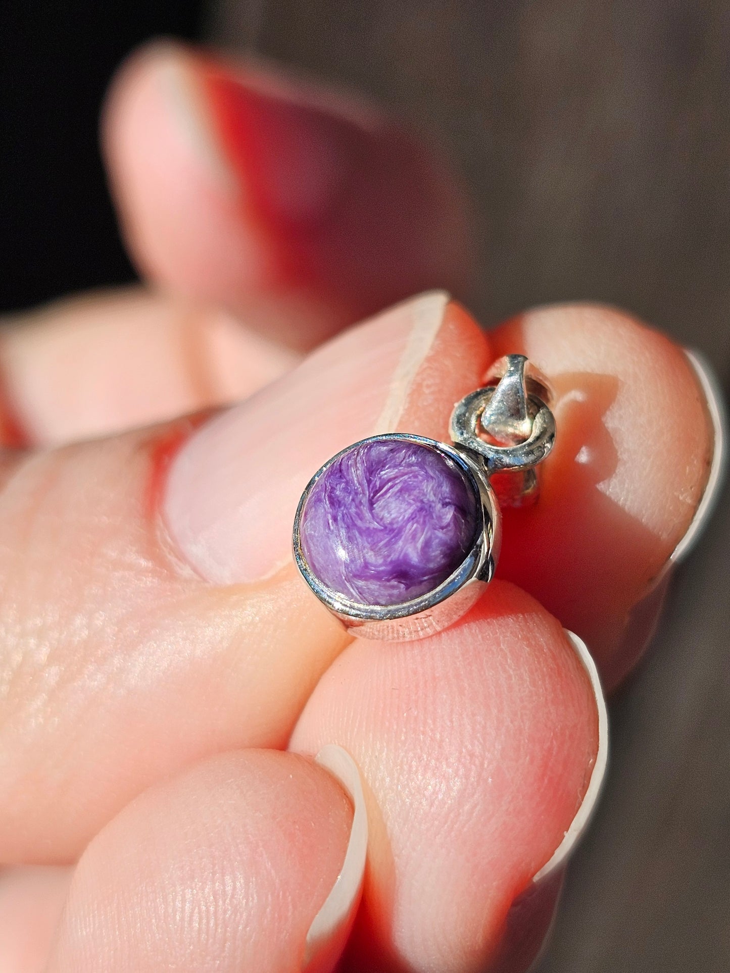 Petit pendentif en Charoïte