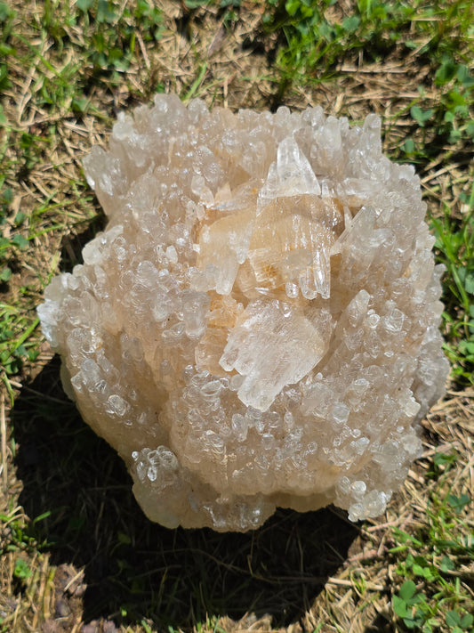 Superbe Calcite miel française (vidéo)