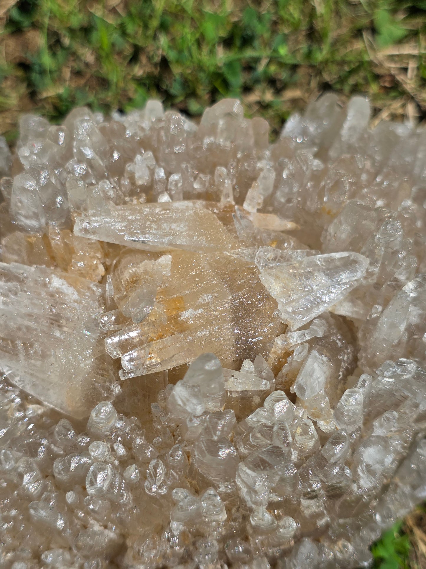 Superbe Calcite miel française (vidéo)