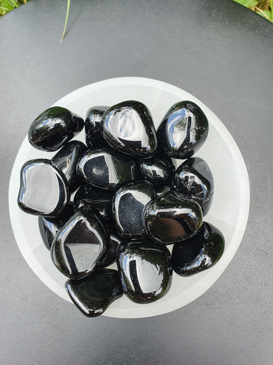 Pierre roulée obsidienne noire