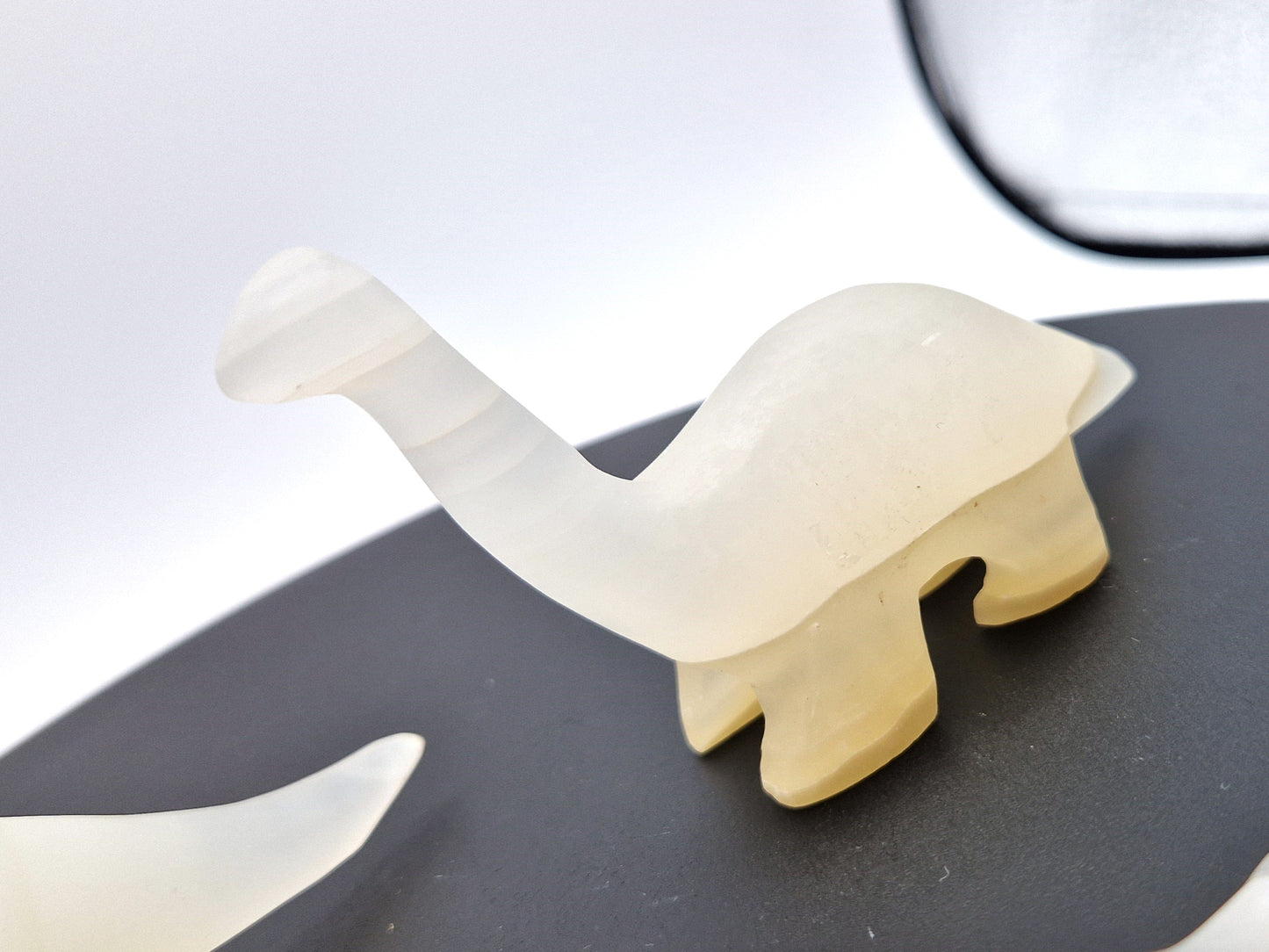 Bébé Apatosaurus en aragonite