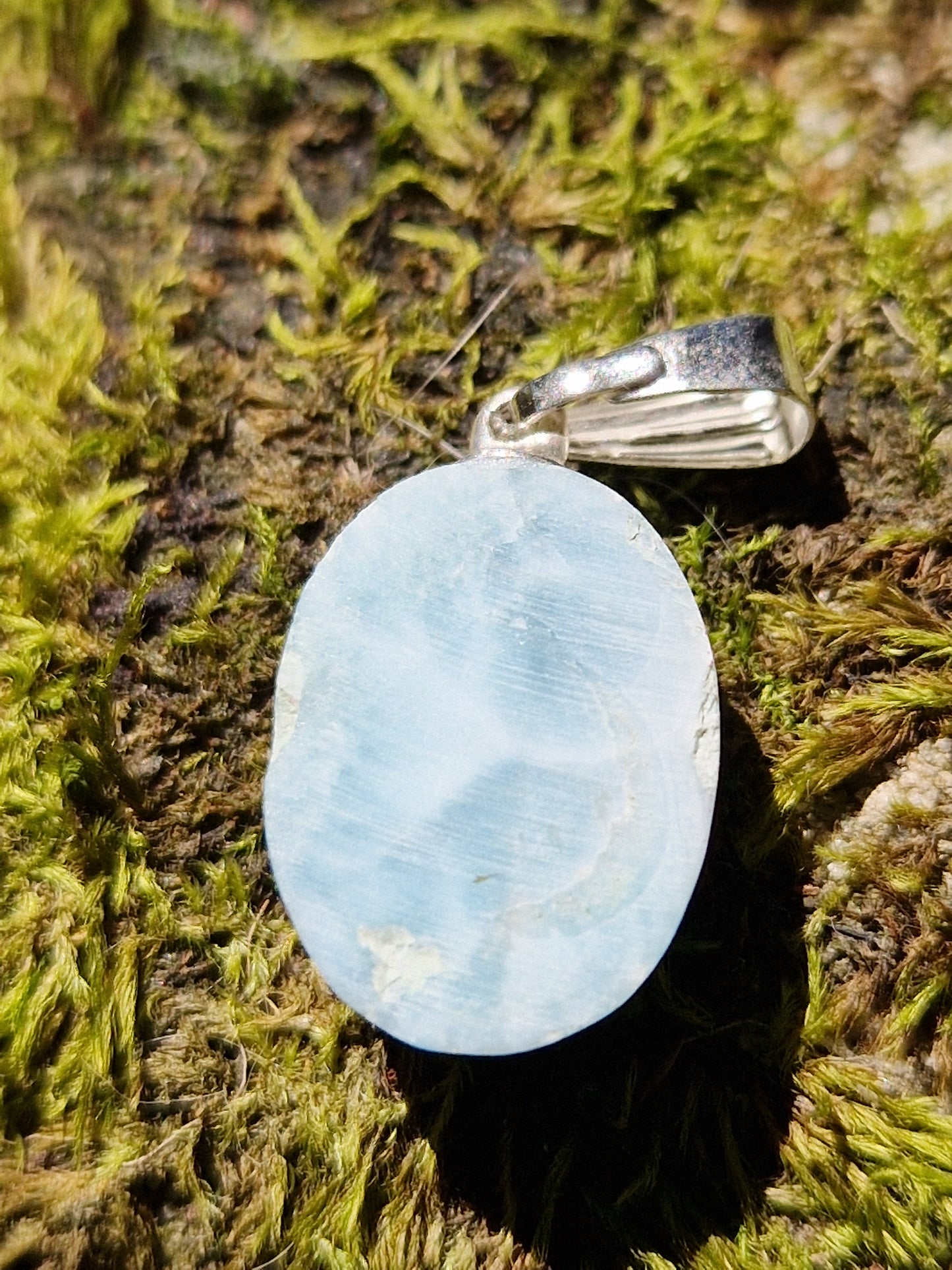 Pendentif ovale en Larimar