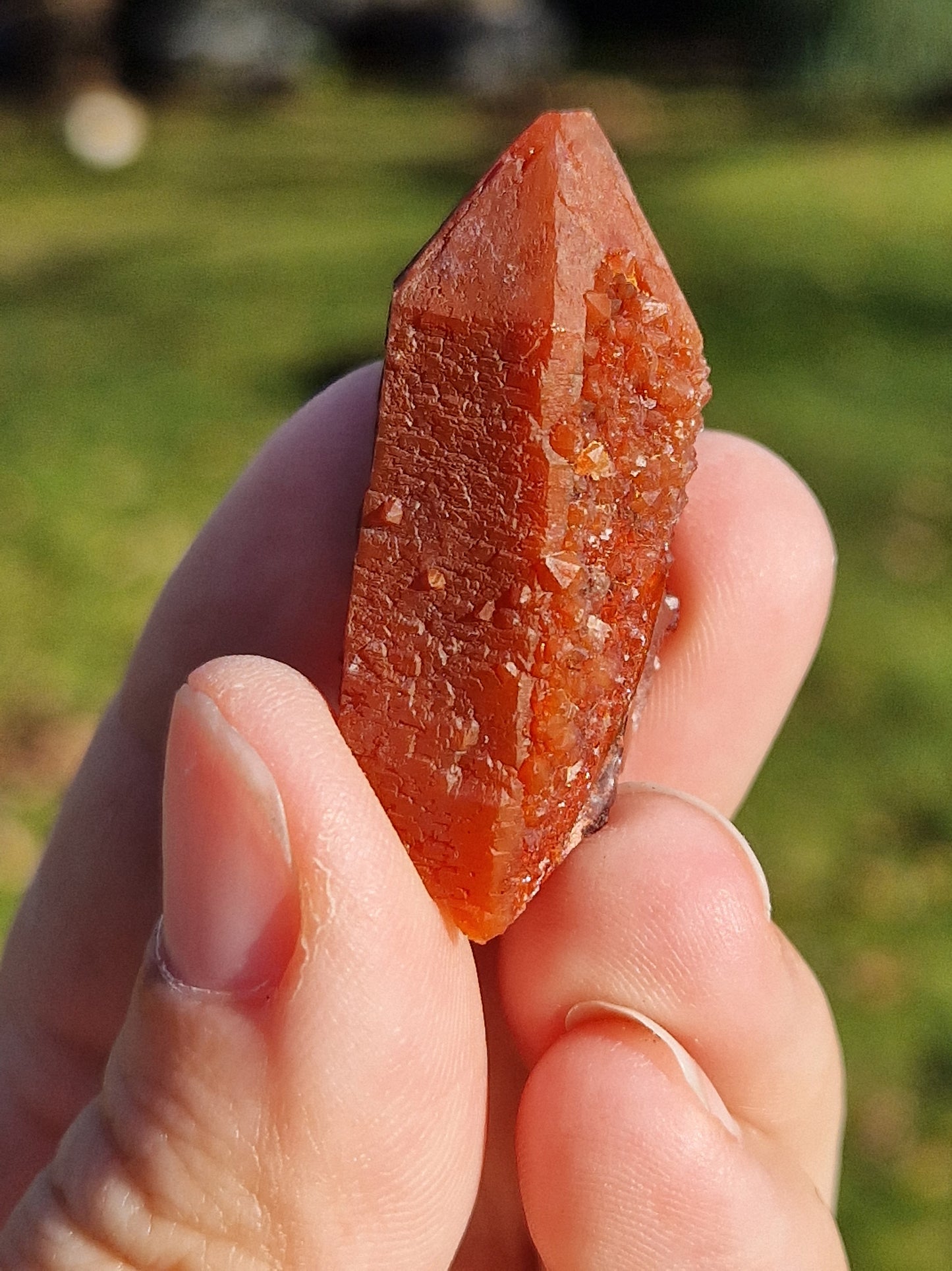Quartz rouge brut (à choisir)