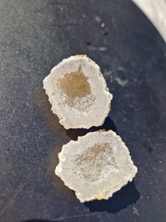 Géode de Calcédoine française n°9