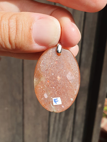 Pendentif Pierre de soleil sur bélière en argent (à choisir)