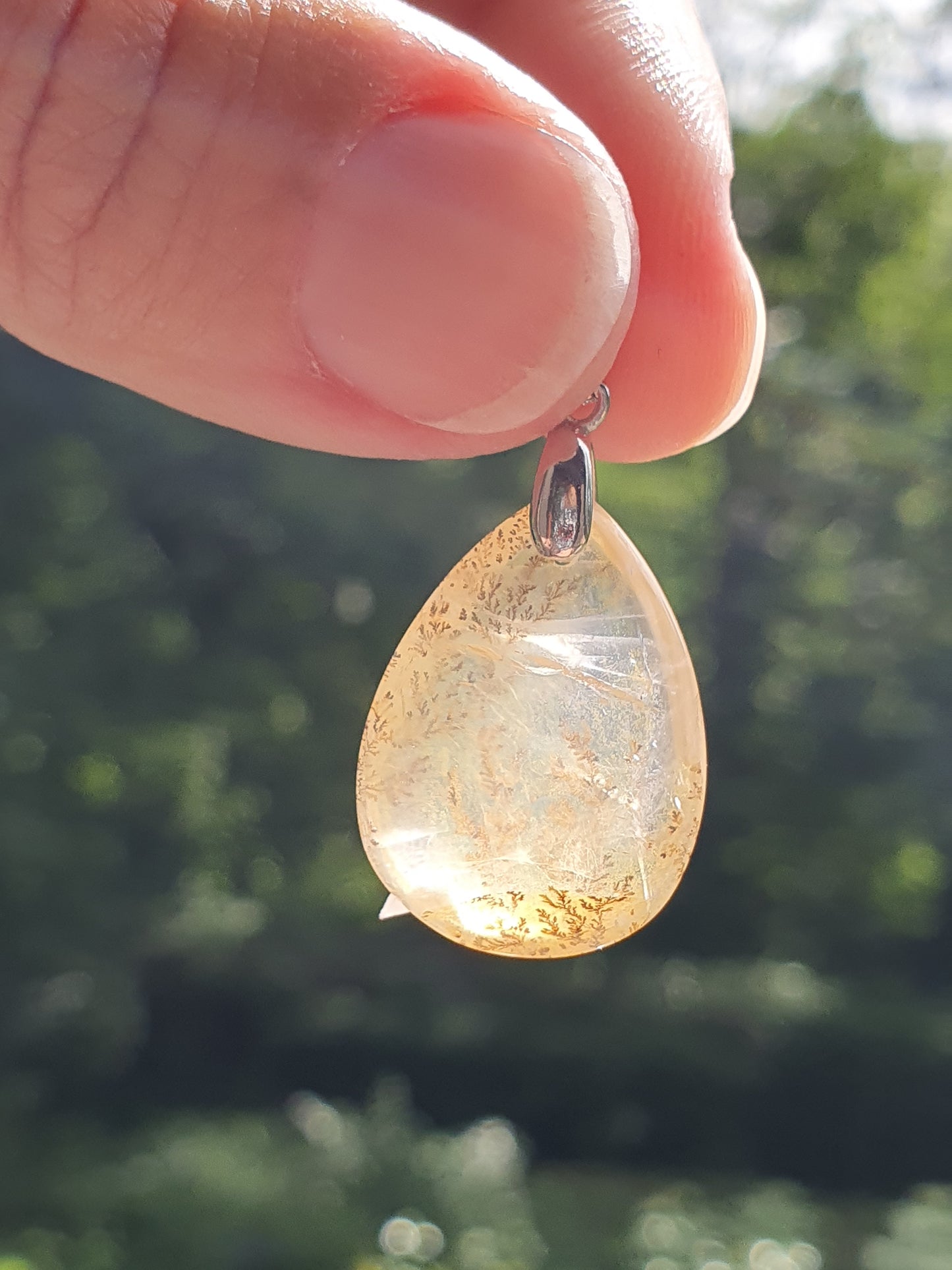 Pendentif Quartz dendritique sur bélière en argent (à choisir)