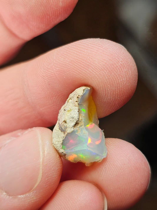 Opale noble brute d'Ethiopie AAA O1