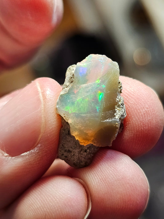 Opale noble brute d'Ethiopie AAA O5