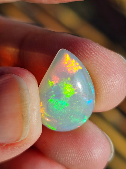 Opale noble d'Ethiopie d'exception O14