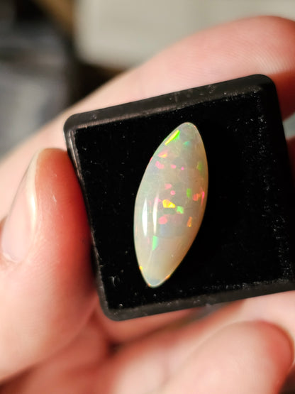 Opale noble d'Ethiopie d'exception O16