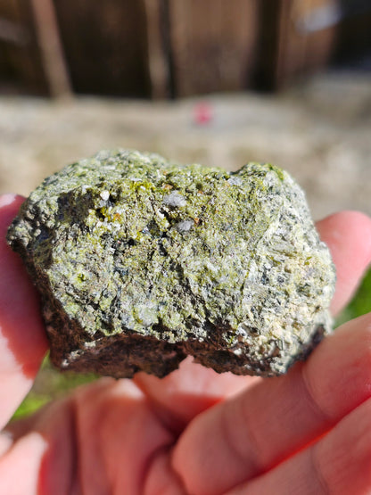 Titanite sur orthose avec Epidote et Quartz E9