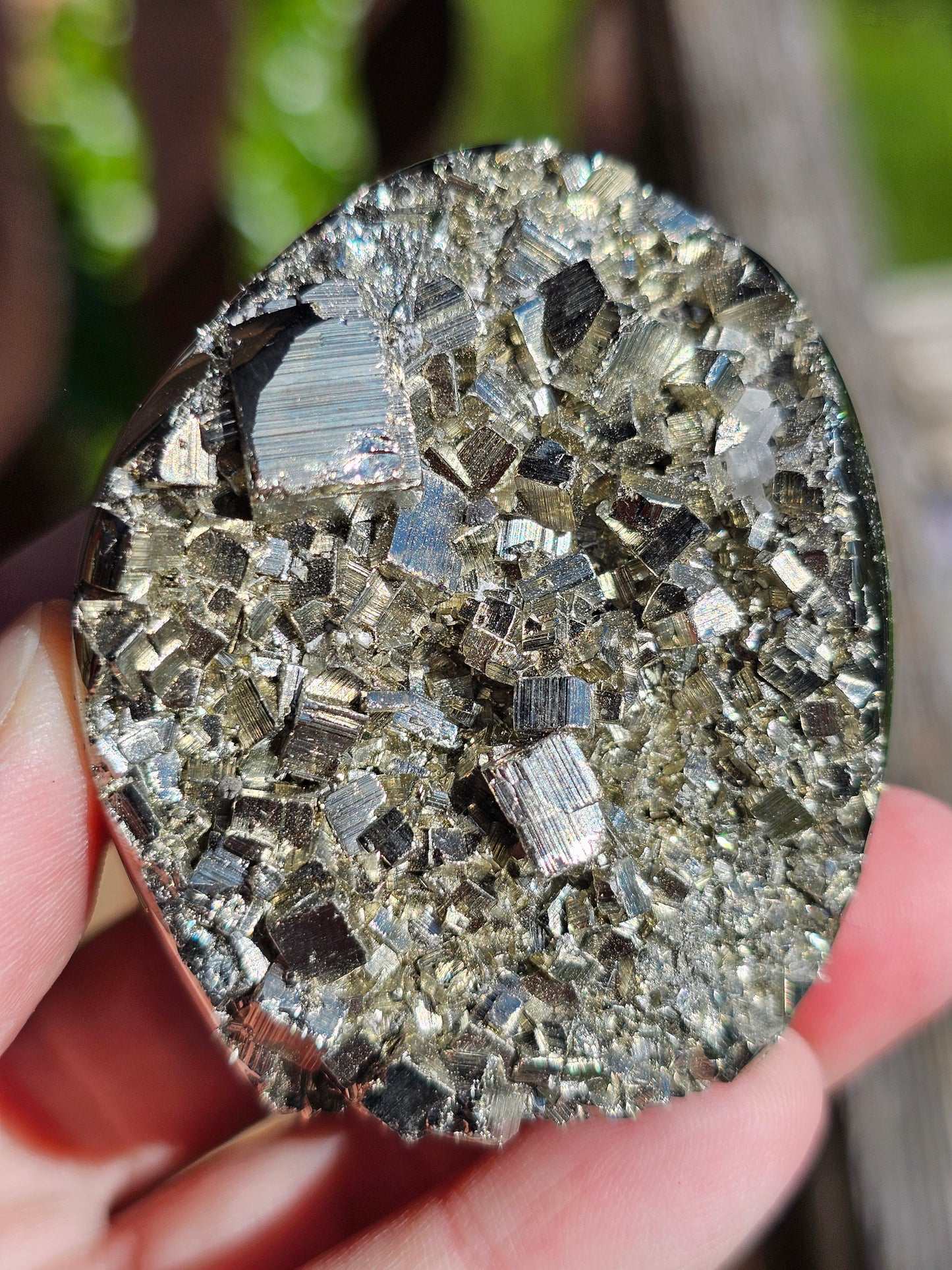 Forme libre de Pyrite du Pérou Y