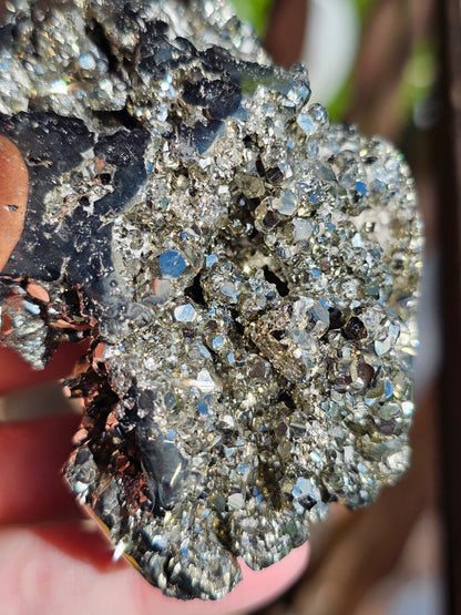 Forme libre de Pyrite du Pérou V