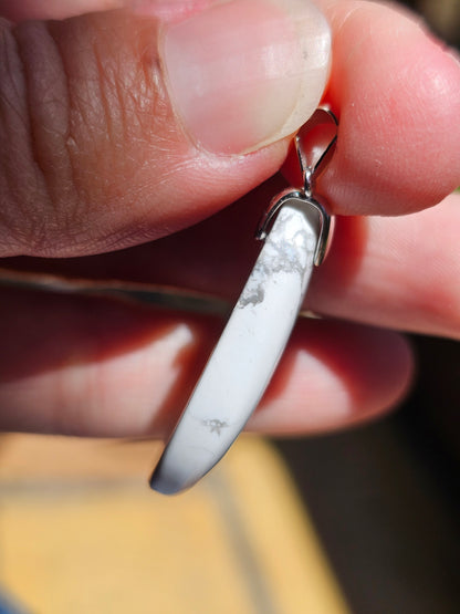 Pendentif en Howlite blanche H2