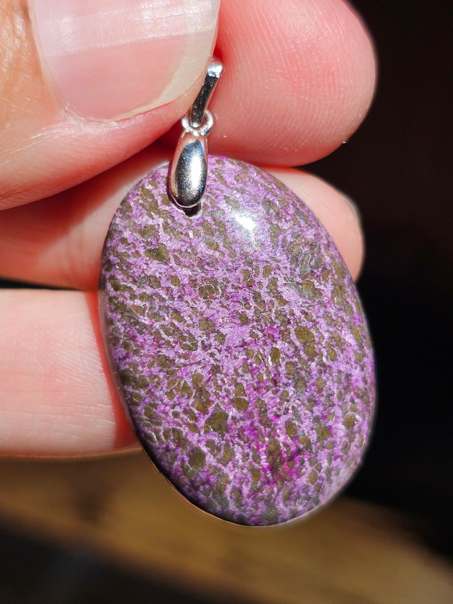 Pendentif en Purpurite