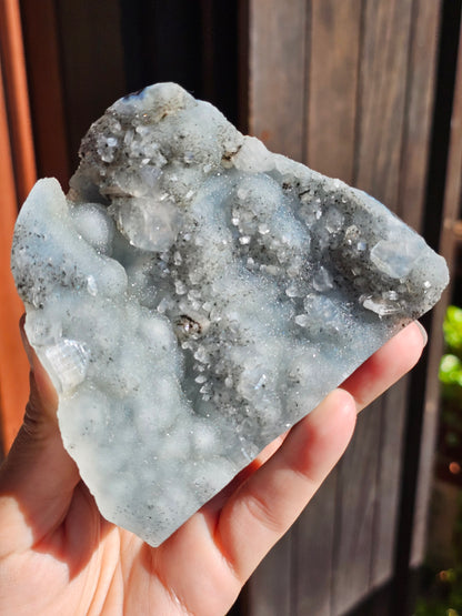 Apophyllite sur Calcédoine bleue AC22