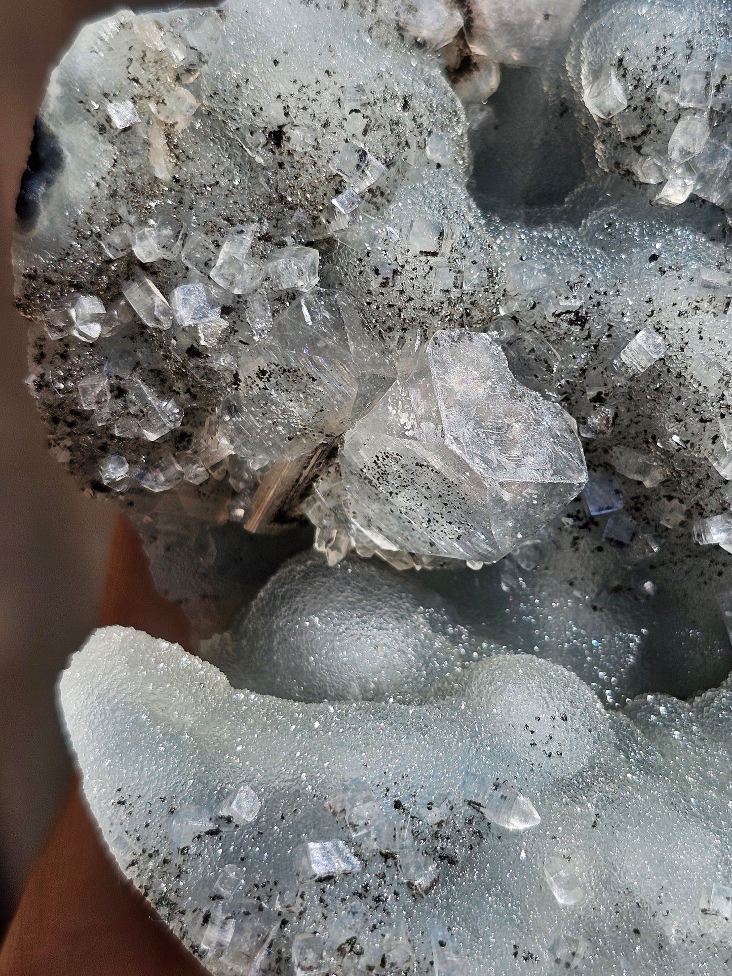 Apophyllite sur Calcédoine bleue AC22