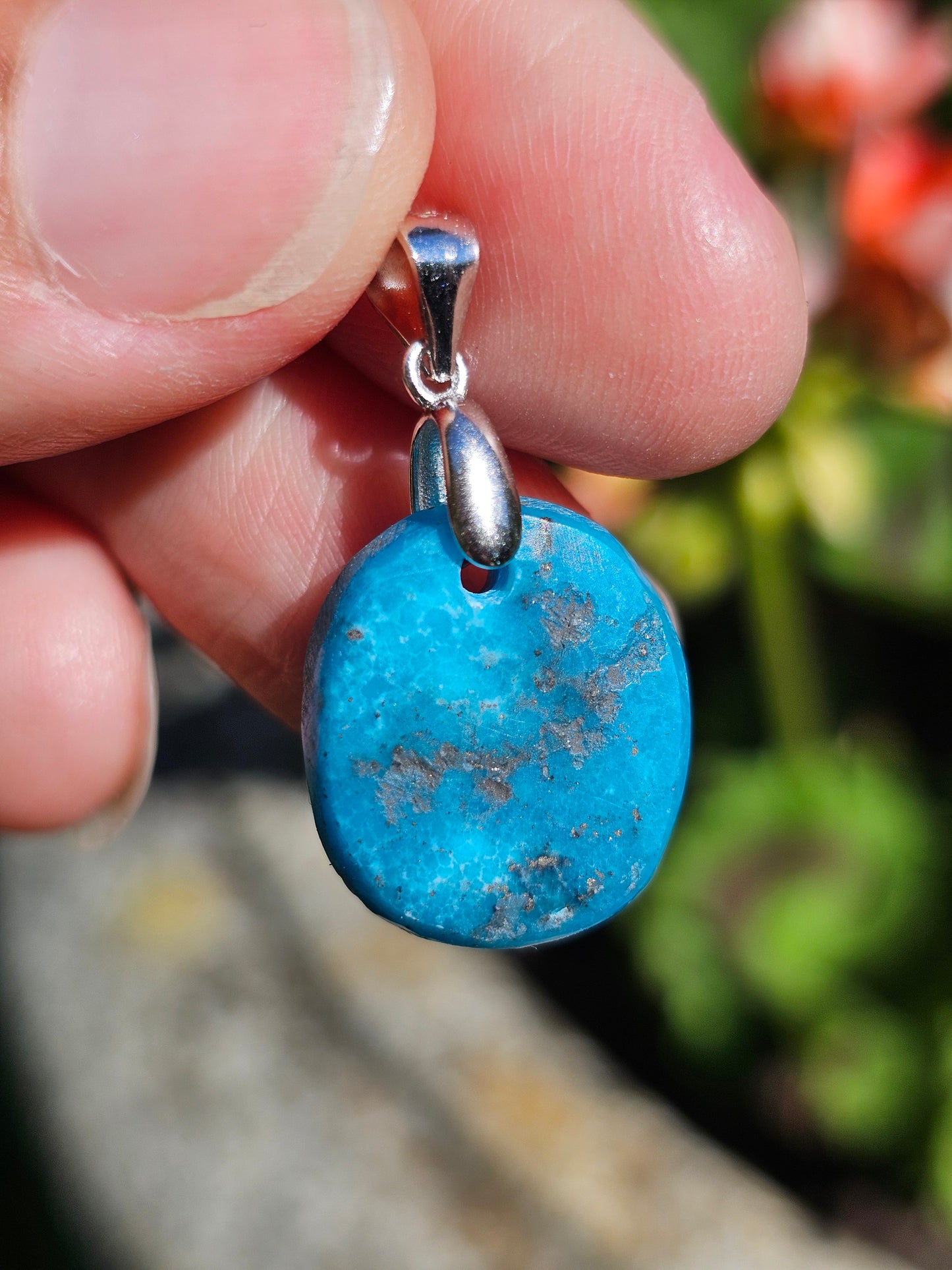 Pendentif en Turquoise avec inclusions de Pyrite T1