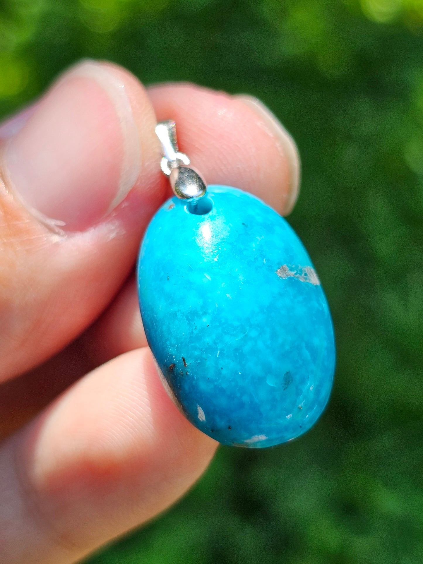 Pendentif en Turquoise avec inclusions de Pyrite T8