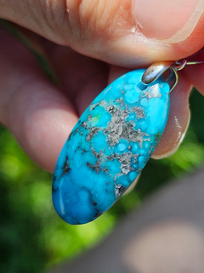 Pendentif en Turquoise avec inclusions de Pyrite T9