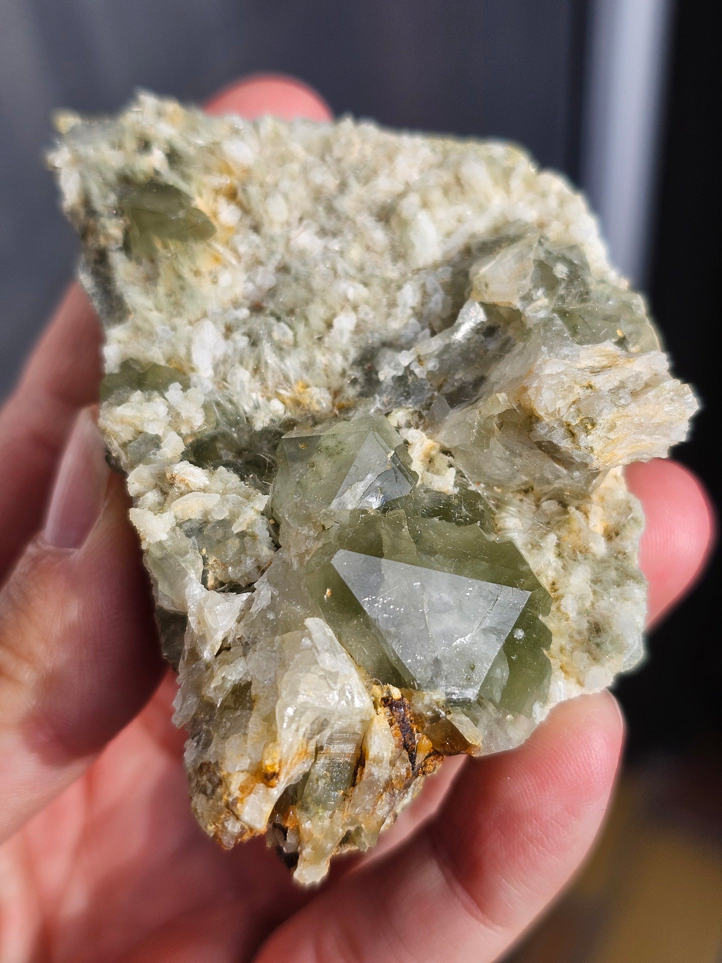 Quartz sur Byssolite Q11