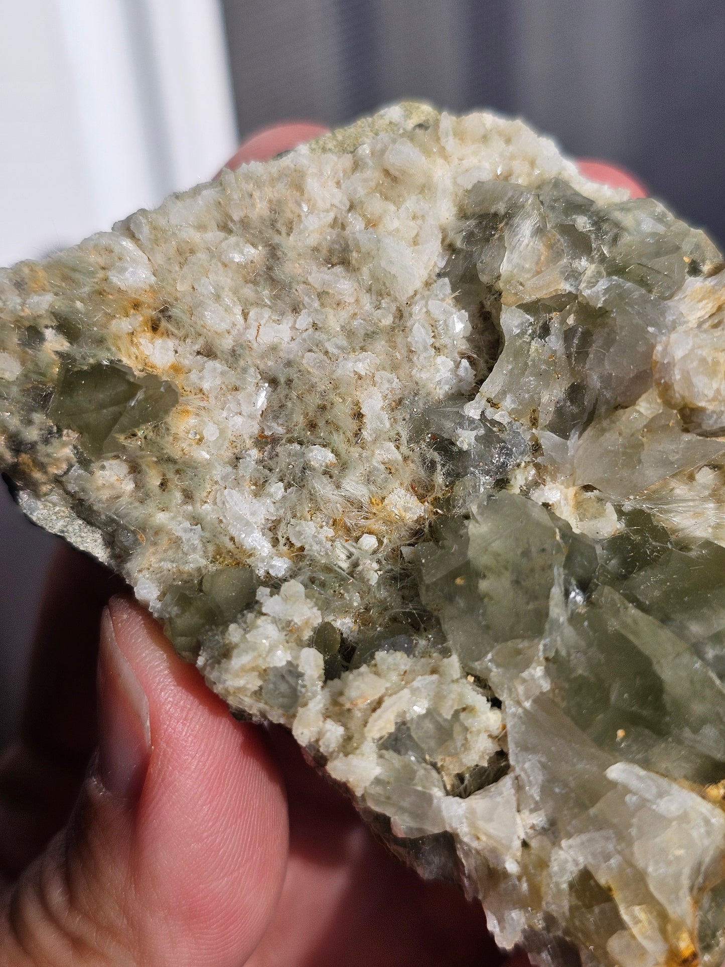 Quartz sur Byssolite Q11