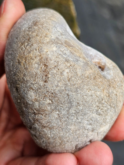 Agate et Calcédoine violette de Normandie