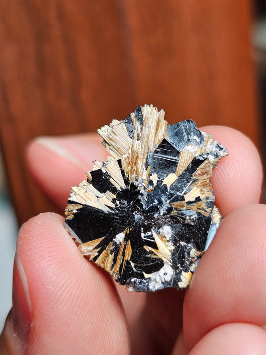 Rutile sur hématite RH2