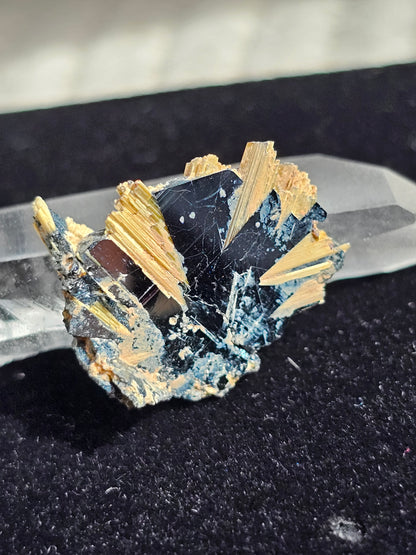 Rutile sur hématite RH7