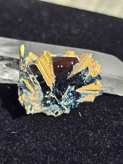 Rutile sur hématite RH7