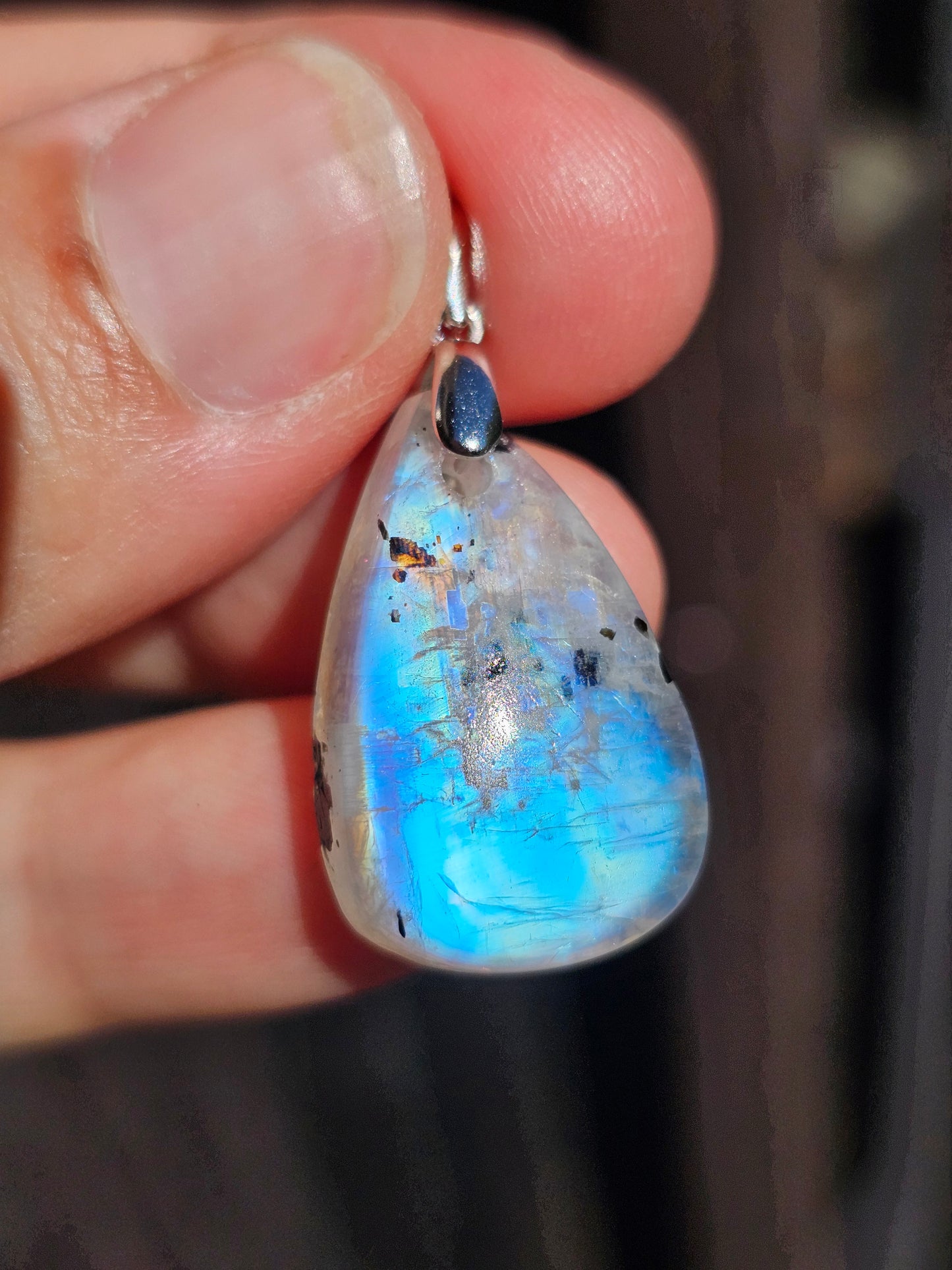 Pendentif en Labradorite blanche L2