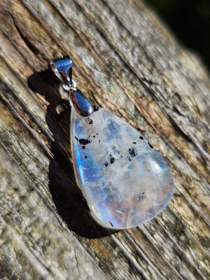 Pendentif en Labradorite blanche L2