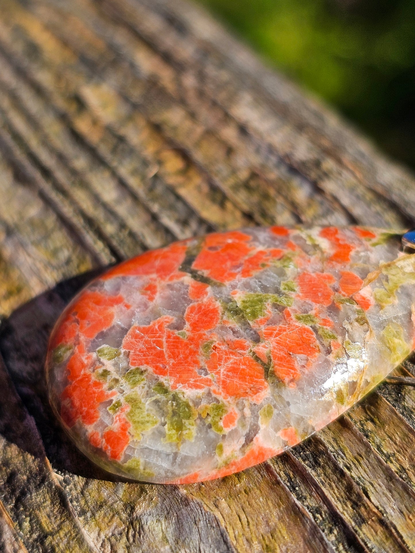 Pendentif en Unakite U1