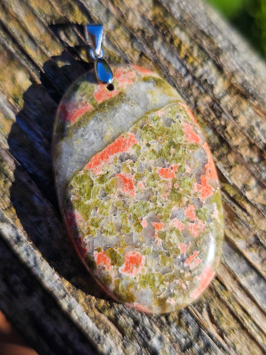 Pendentif en Unakite U4