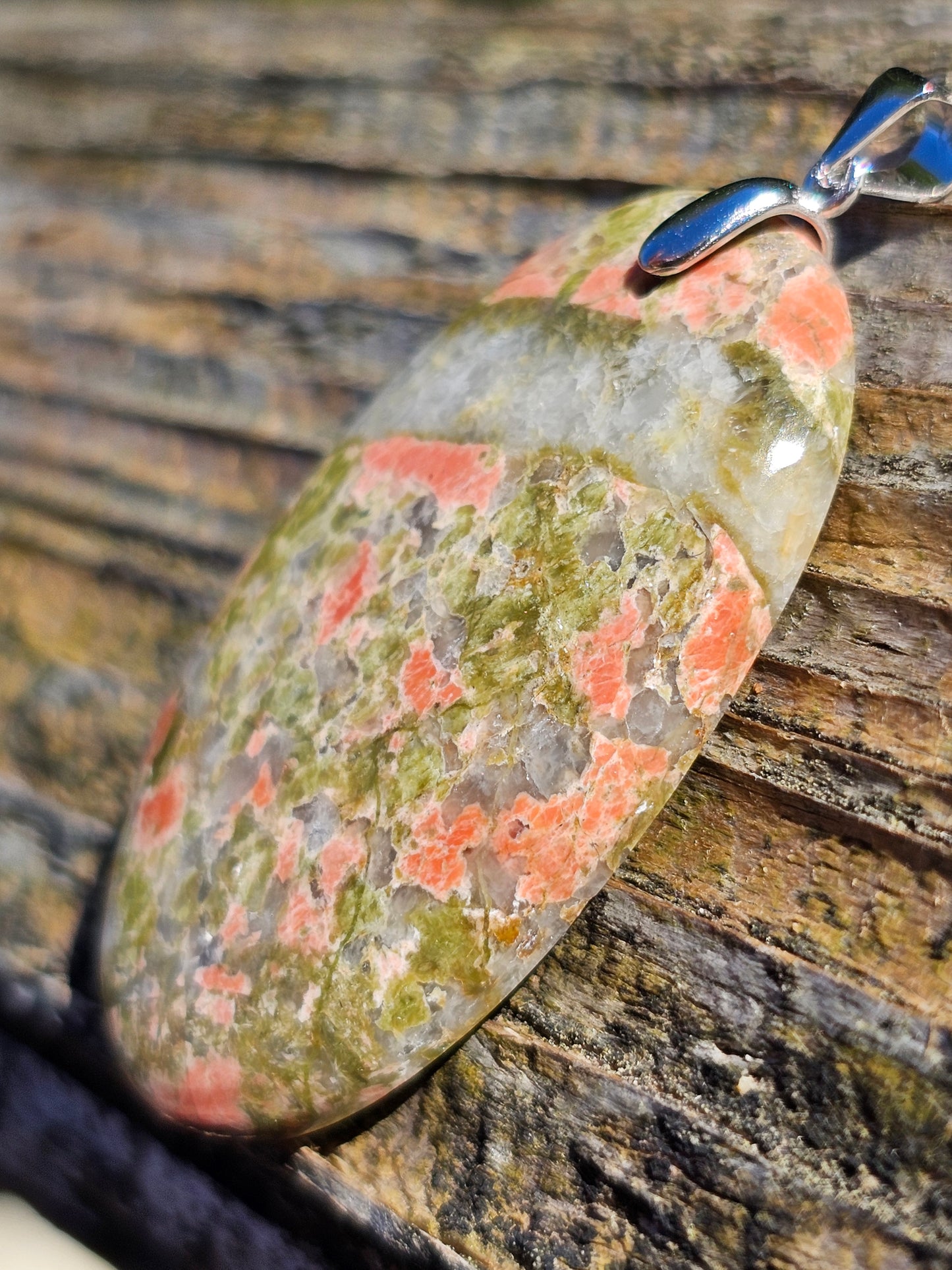 Pendentif en Unakite U4