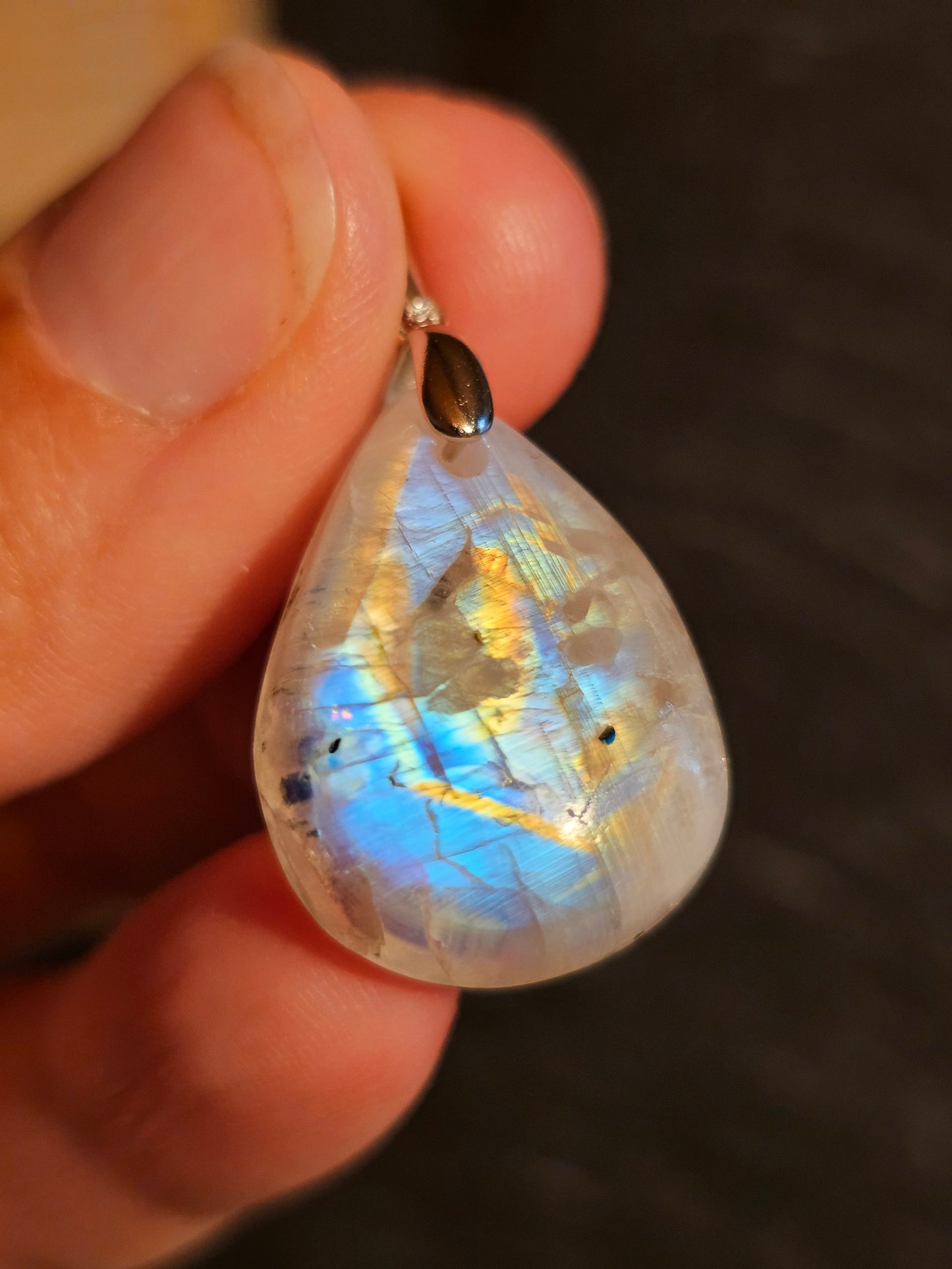 Pendentif en Labradorite blanche L3