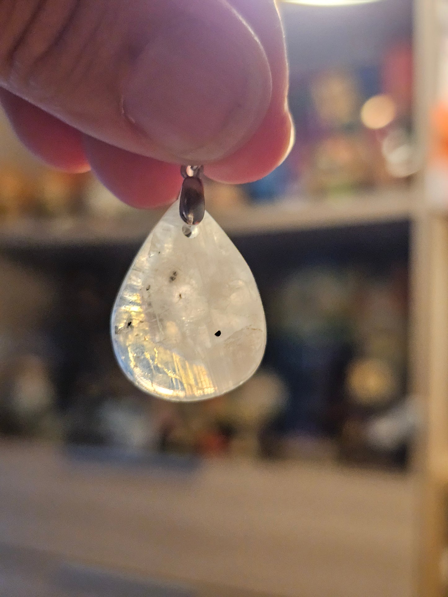 Pendentif en Labradorite blanche L3