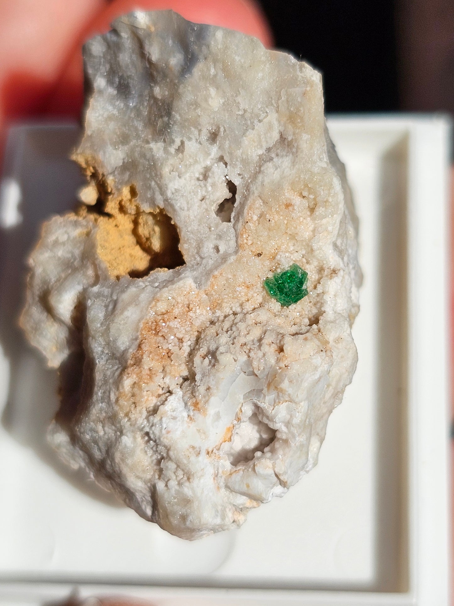 Variscite cristallisée du Brésil V10