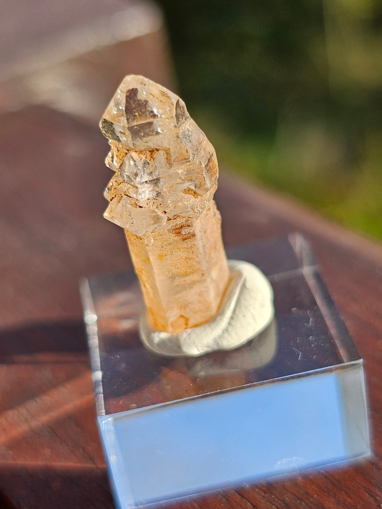 Quartz pétrole sceptre C (réactif aux UV)