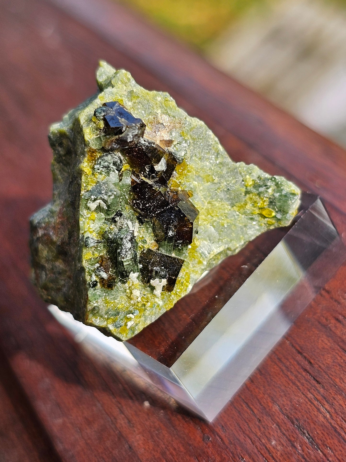 Mélange grenat, épidote et diopside n°9