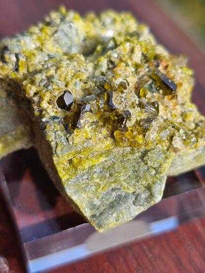 Mélange grenat, épidote et diopside n°13