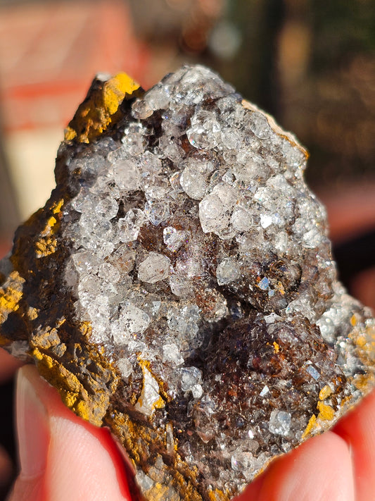 Quartz et Goethite sur Baryte