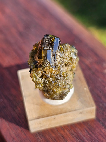 Mélange grenat, épidote et diopside n°15