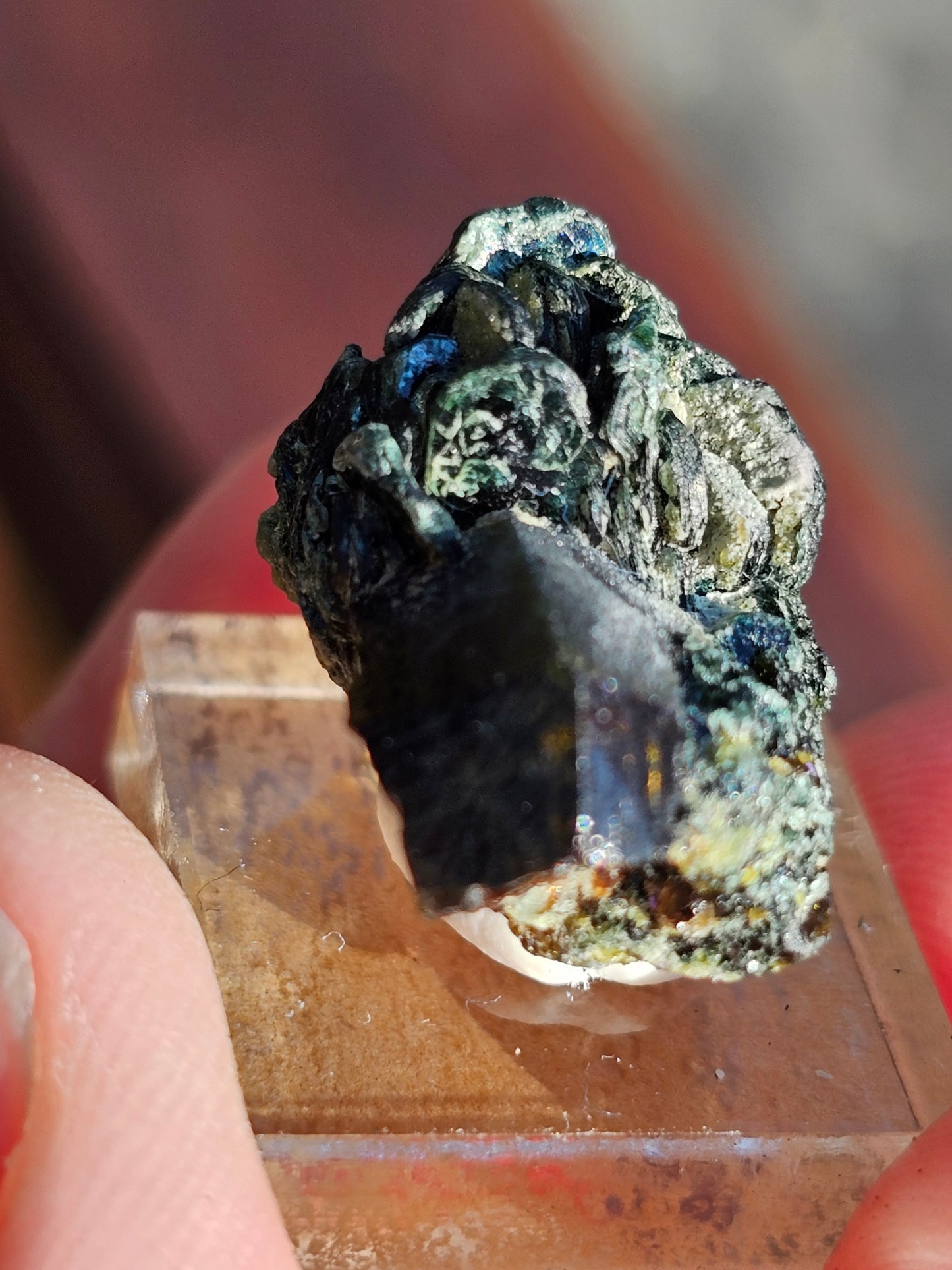 Mélange grenat, épidote et diopside n°16