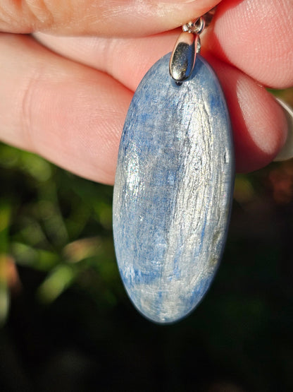 Pendentif en Cyanite naturelle CY5