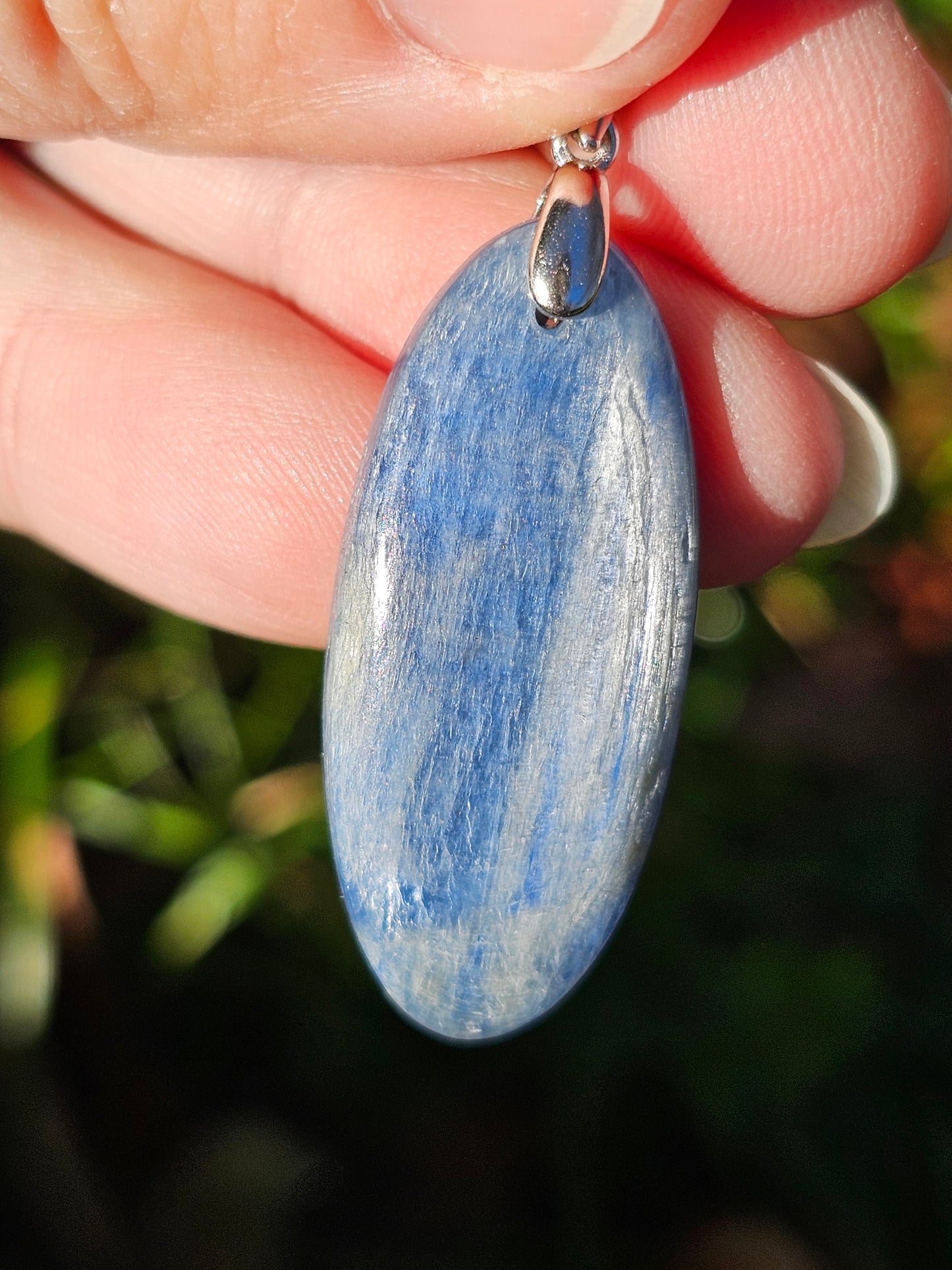 Pendentif en Cyanite naturelle CY5