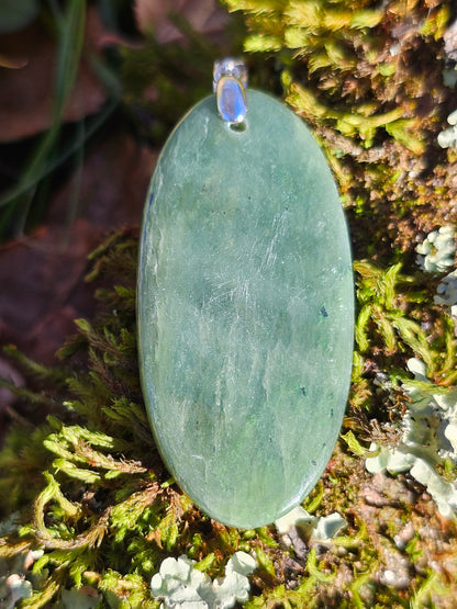 Pendentif en Jade néphrite JN3